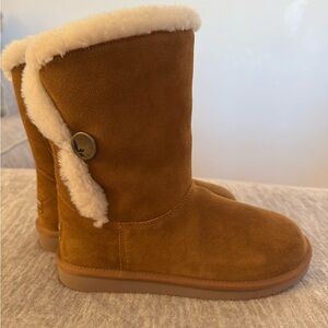 Koolaburra by ugg boots